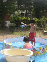 プールでも着脱ラクチン